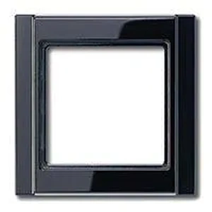 Изображение Рамка на 1 пост A 500 черный глянцевый A581SW Jung