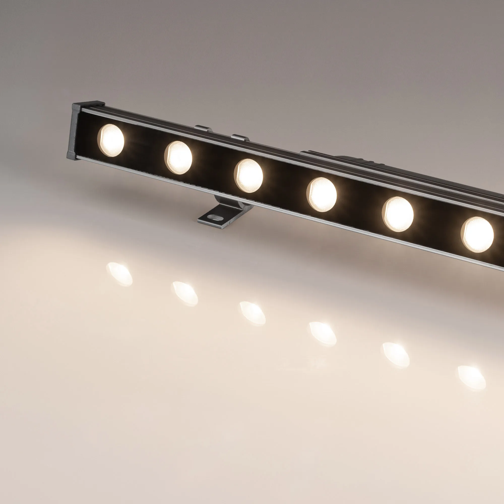 Линейный прожектор AR-LINE-500-9W Day4000 (GR, 15x60 deg, 230V) (Arlight, IP65 Металл, 3 года) - Изображение