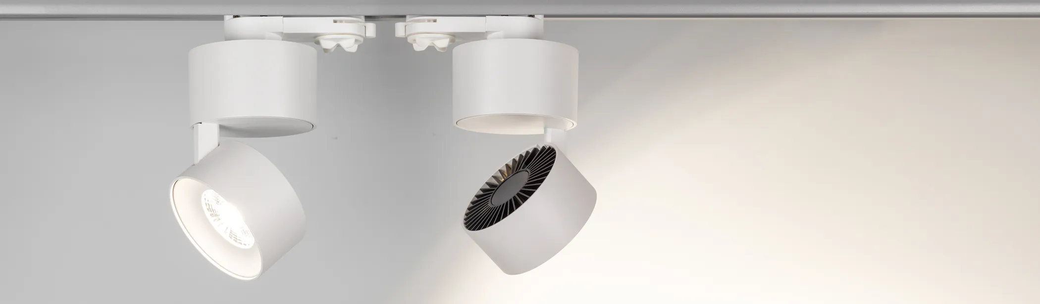 Корпус PLURIO-BASE-TRACK-4TR-R77 (WH, 1-2, 200mA) (Arlight, IP20 Металл, 3 года) - Изображение